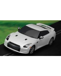 Nissan GT-R white Scalextric